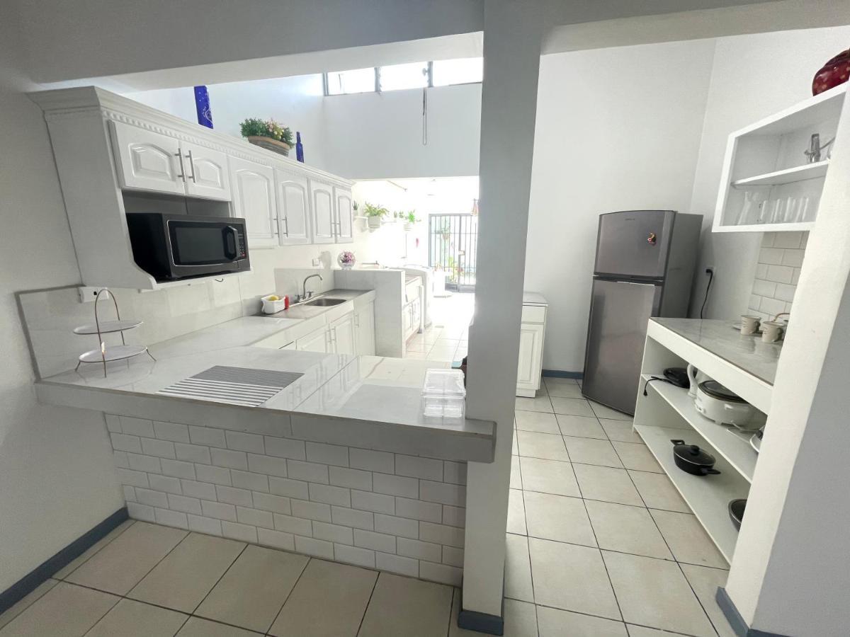 3 Min From Sjo Airport Kaeli Holiday home Alajuela